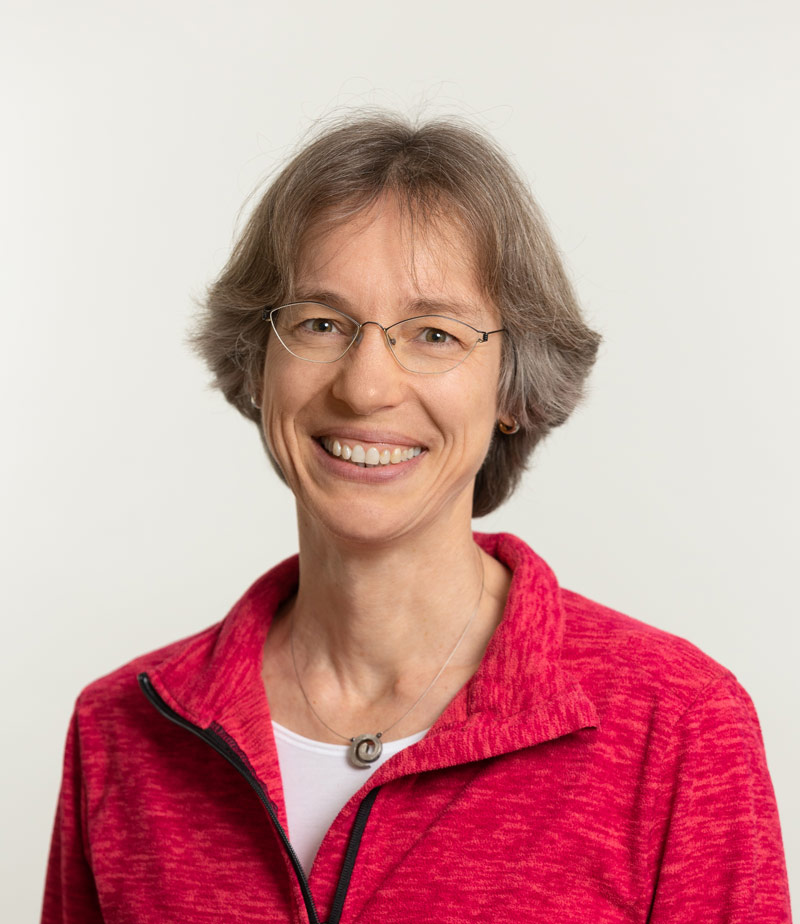 Dr. Christine Ried